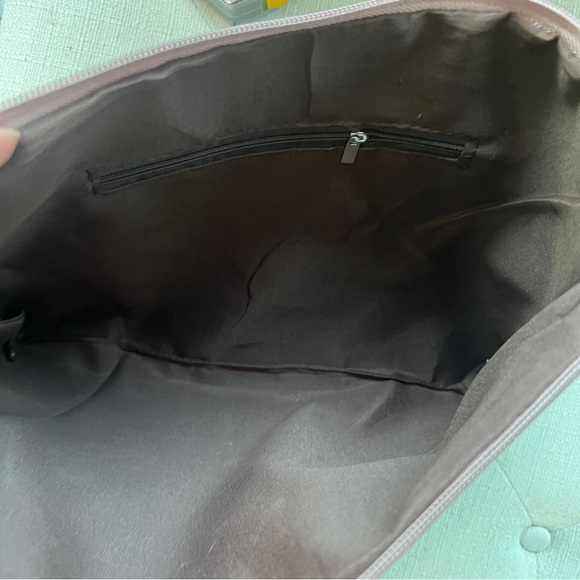 “Criss Cross” Oversized Clutch/ Laptop Case. NWOT - Picture 5 of 7